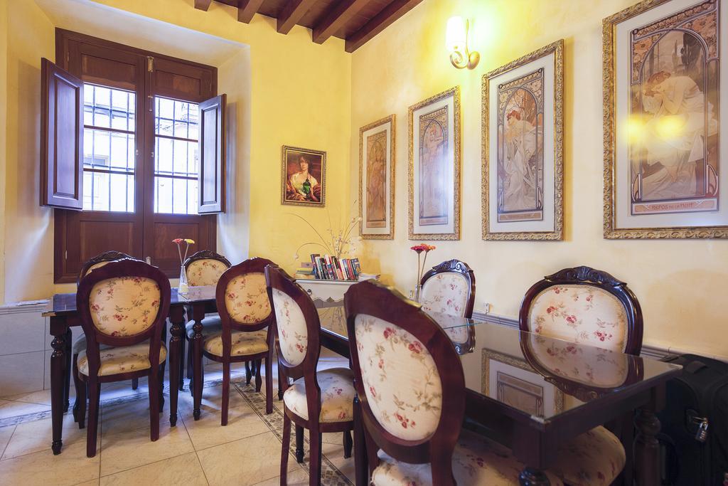 Casa De Las Mercedes Malaga Bagian luar foto